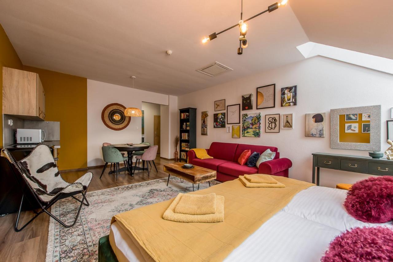 Poetika Apartments Прешов Экстерьер фото