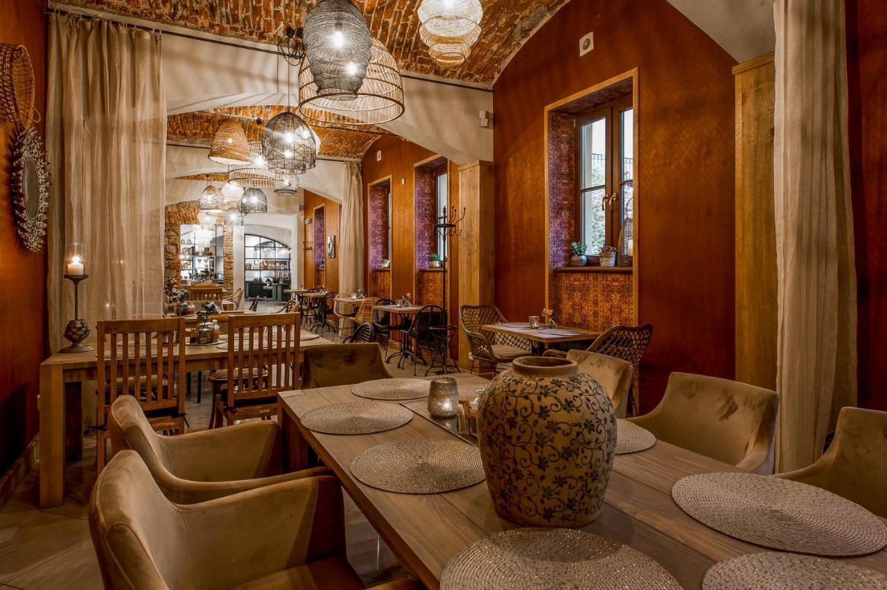 Poetika Apartments Прешов Экстерьер фото